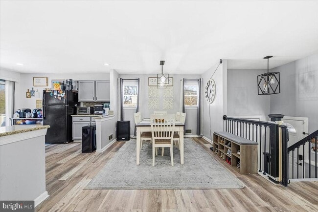 Photo - 15610 Bounds Ave