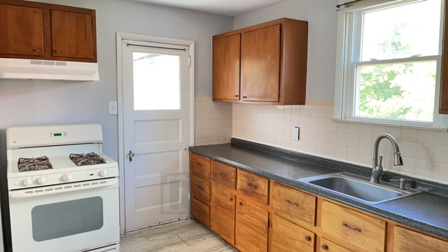 3 Bedroom SFH in Overbrook! - 3 Bedroom SFH in Overbrook! House