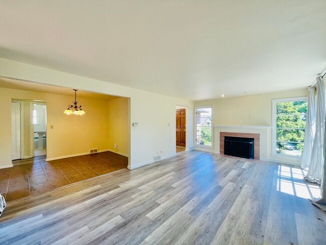 Photo - Beautiful Craftsman House in Quiet Queen Anne Neighborhood!
