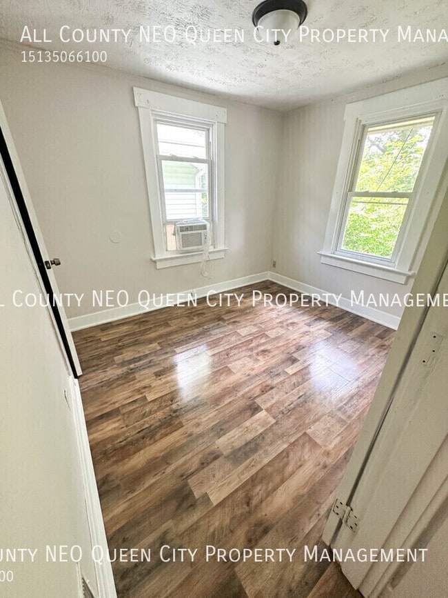 220 Cambridge Ave
