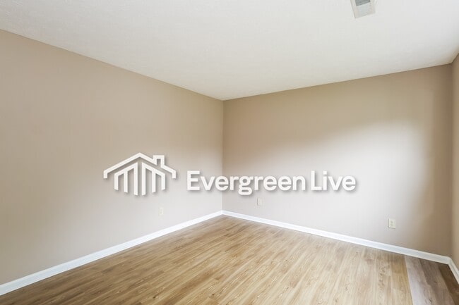 Photo - 2974 Jennifer Ct