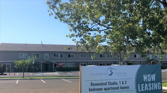 Riverbend Terrace Apartments
