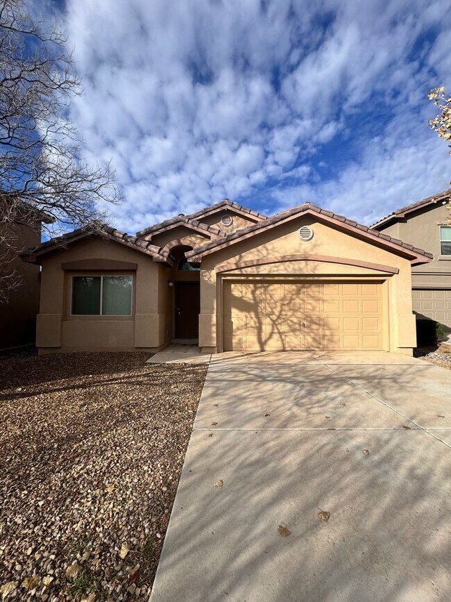 Photo - 3 bed 2 bath home in Los Lunas  MOVE IN SPECIAL!