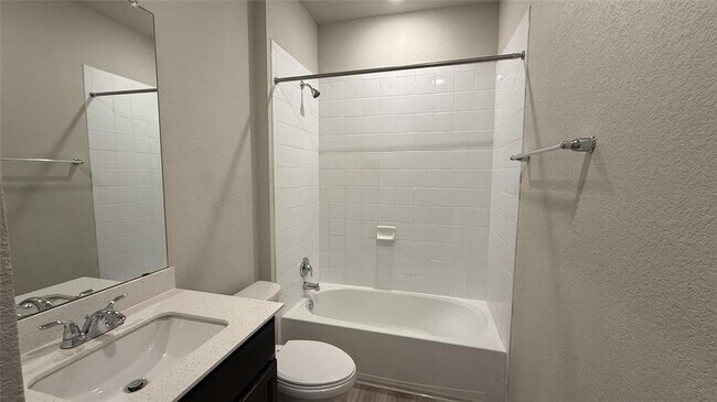 Photo - 197 Arrowhead Vine St