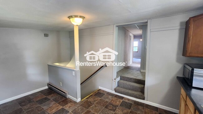 Photo - 604 N High St
