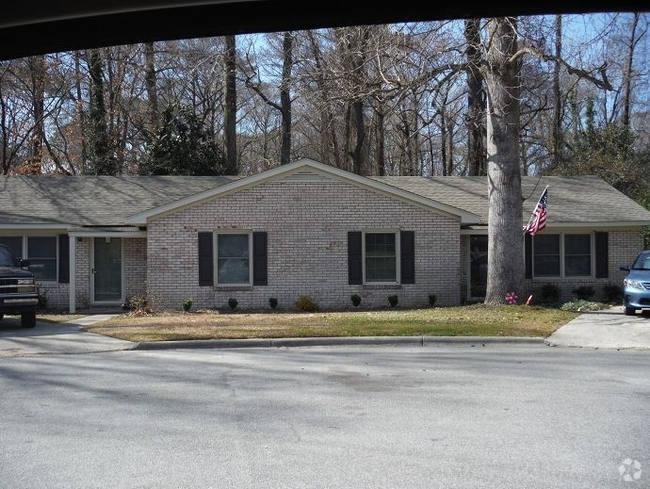 Building Photo - 110 Maplewood Ct Rental