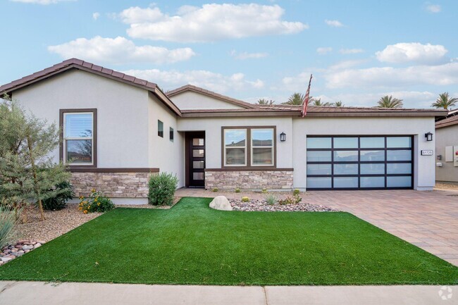 Building Photo - 51725 Pinnacle Vis Dr Rental