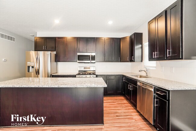 Photo - 1179 Dornoch Dr