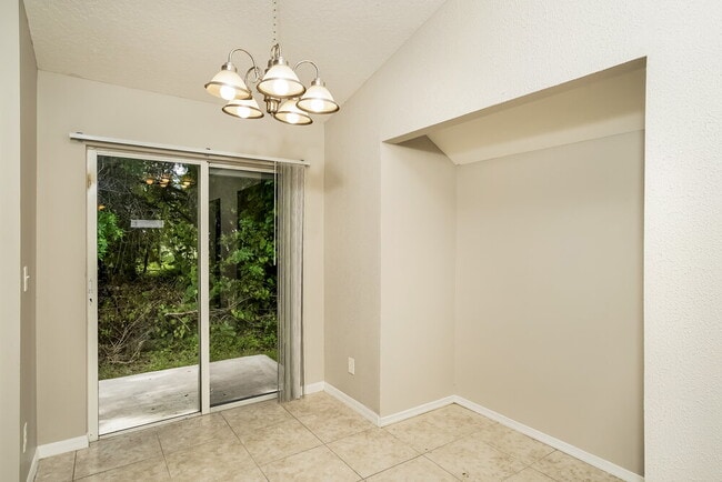 Photo - 1535 18th Ave SW