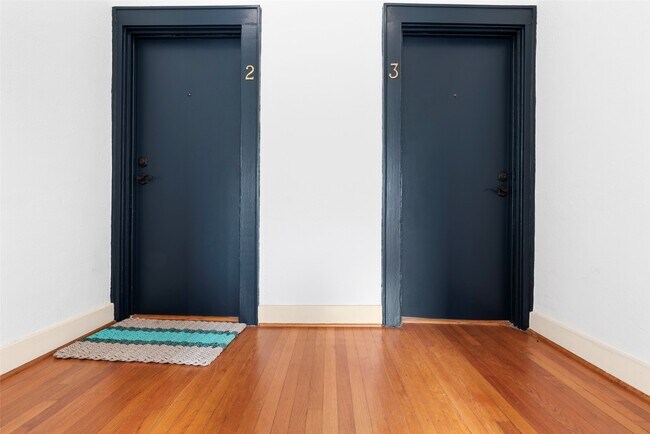 Photo - 1516 Bonnie Brae St Unit 3