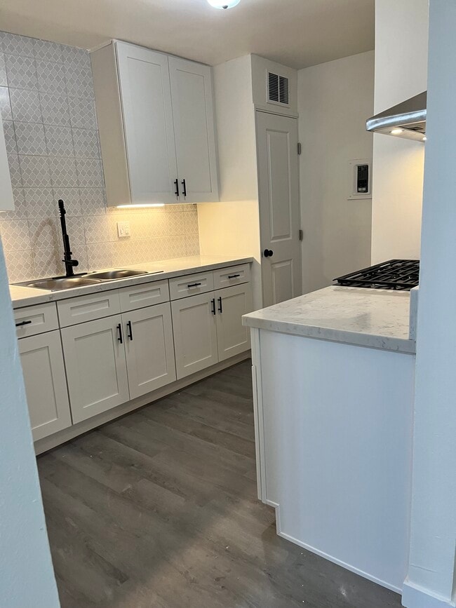 Building Photo - 385 Vernon Dr Unit Upland c Rental