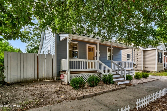 Photo - 910 Walnut St