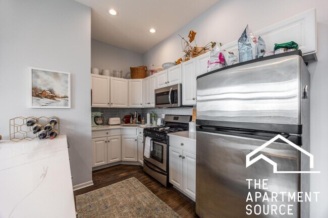 Photo - 1131 W Madison St Unit 3R