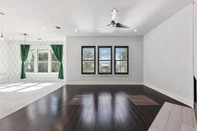 Photo - 8110 RANCH ROAD 2222 Unit 98