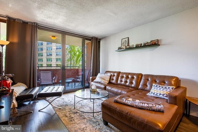 Photo - 1001 N Randolph St Unit 417