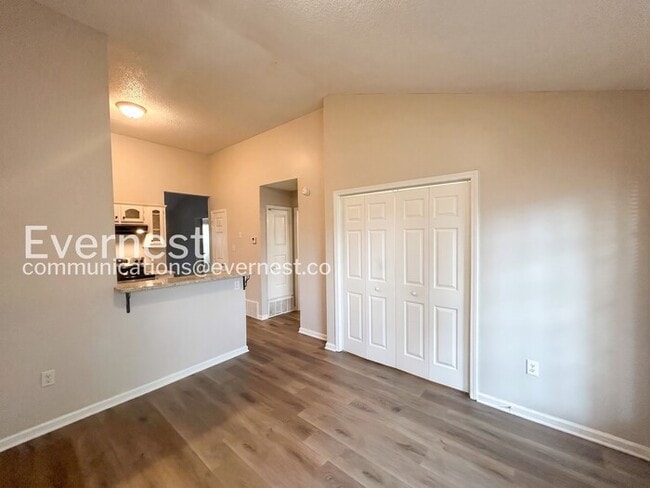 Photo - 10721 Ridgefield Dr