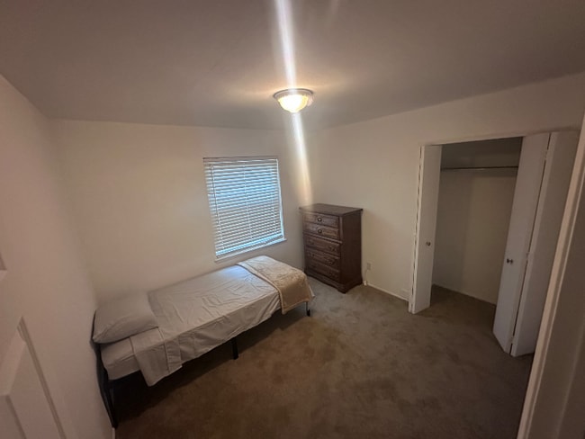 Building Photo - 1017 Heritage Dr Rental