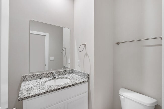 Photo - 5120 N Cypress St