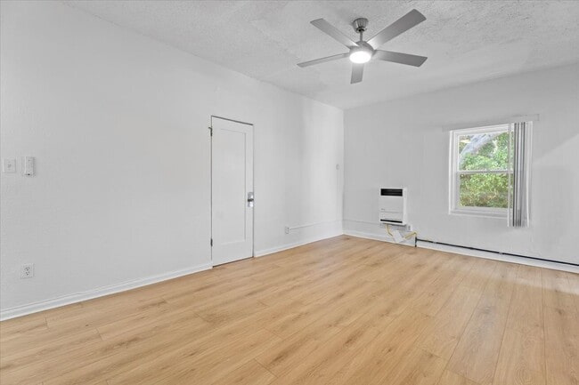 Photo - 1010 N Madison Ave