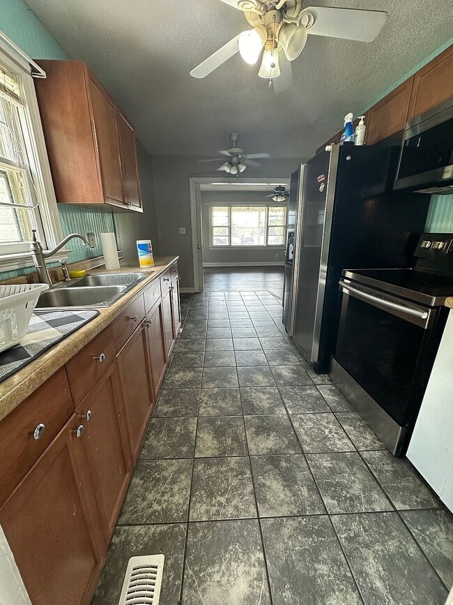 Photo - 4850 Saints Delight Rd