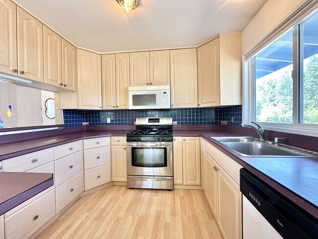 Photo - Newly Updated 4 Bedroom UMED Home!
