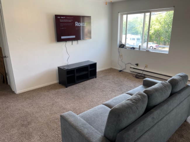 Photo - 1706 N Hayes