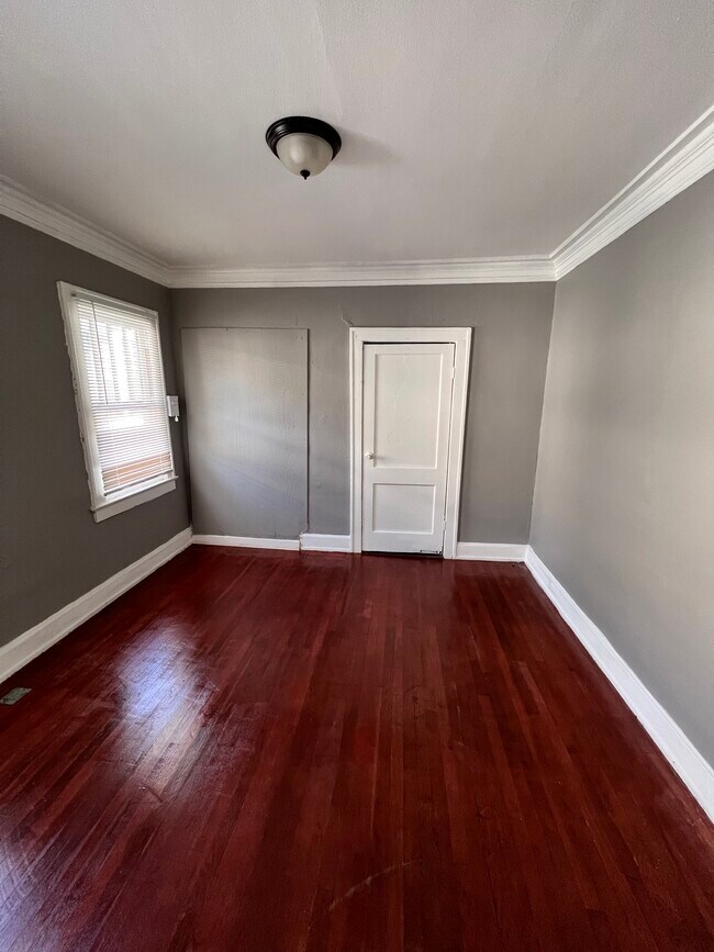 Photo - 529 Fulton Ave SW