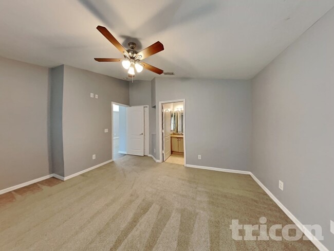 10605 Navigation Dr