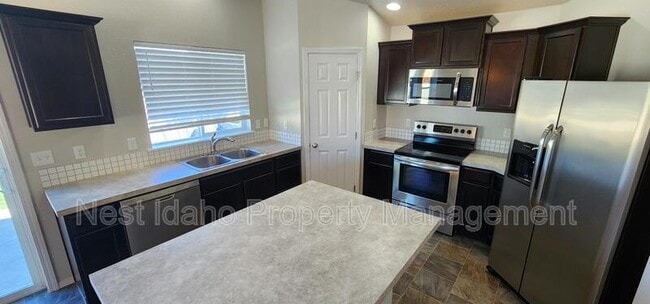 Photo - 2316 N Mountain Ash Ave