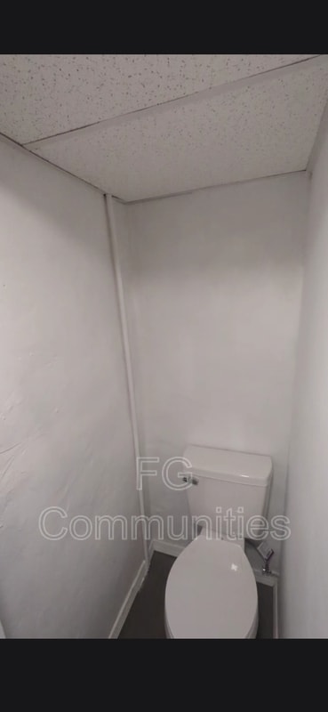 Photo - 1904 N William St
