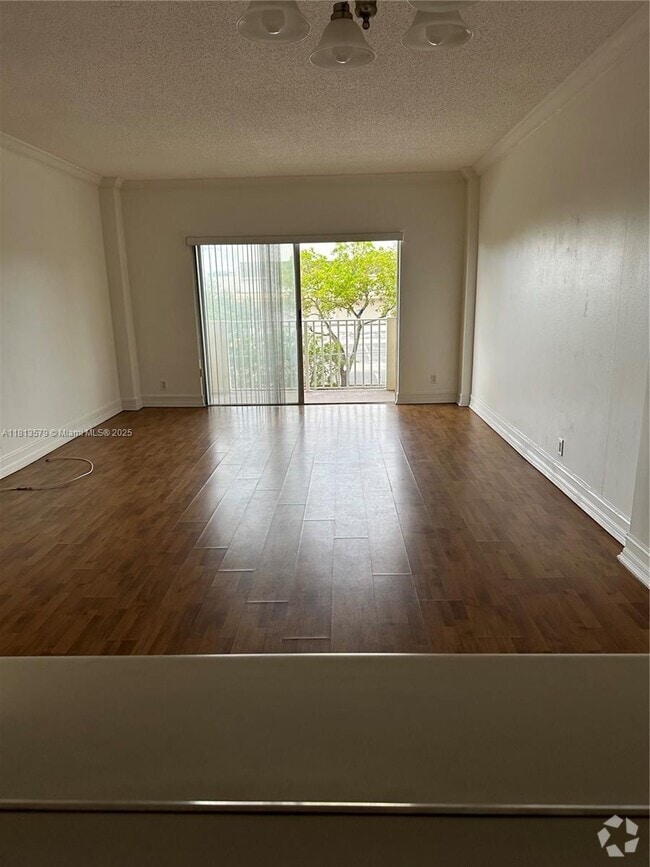 Building Photo - 1455 N Treasure Dr Unit 2C Rental