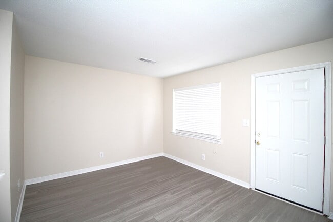 Photo - Affordable Updated 1BR Apartment with LVP Flooring, Modern Kitchen Finishes & Convenient Access t... Unidad B1