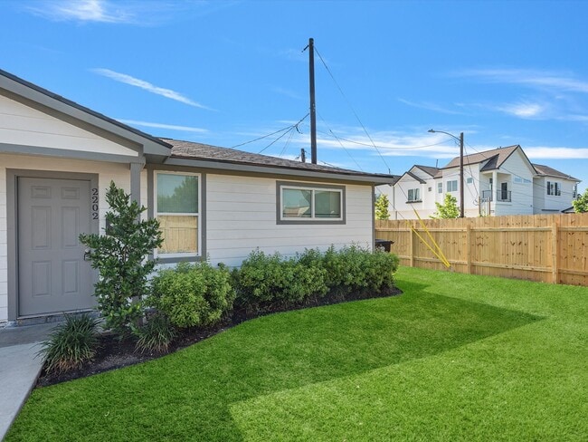 Photo - 2202 Solo St Unit 2202