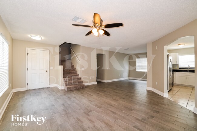 Photo - 2514 Hamlet Ln
