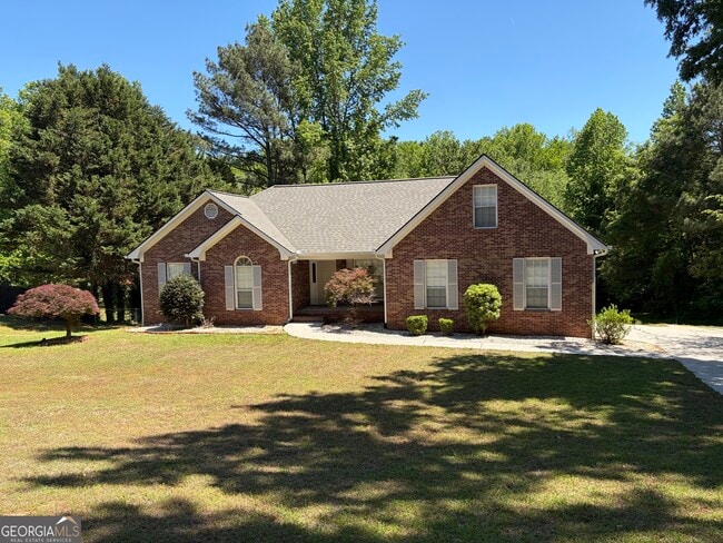 Building Photo - 245 Braemar Rd