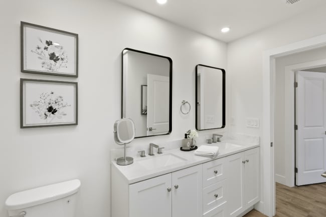 Photo - 1650 Colusa Ave