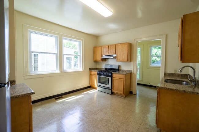 Photo - 817 Euclid Ave