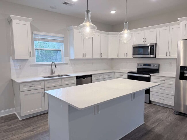 Photo - Spacious Townhome in The Springs of North Asheville Unit D19