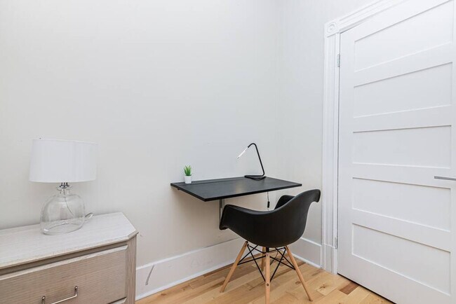 Photo - 990 Rue du Couvent Unit ID1360030P