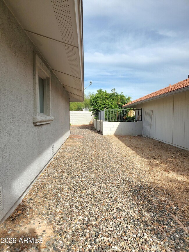 18019 N 132nd Ave