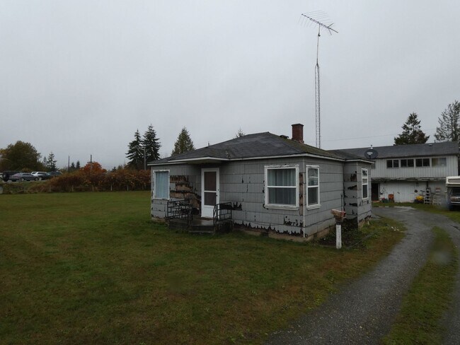 Photo - 321 E Park Ave House