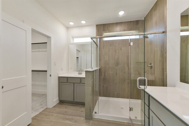 Photo - 1446 Shaded Rock Dr
