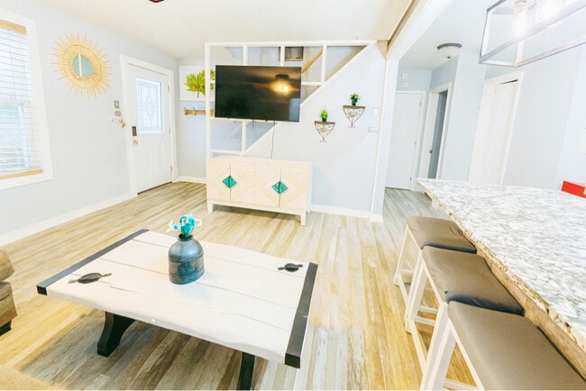 Photo - 103 Bliss Ln