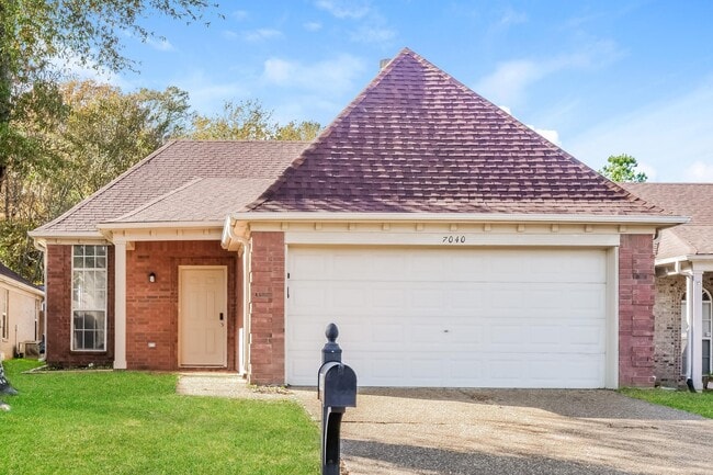 Building Photo - 7040 Millers Glen Way