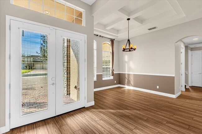 Photo - 2625 Tweed Run