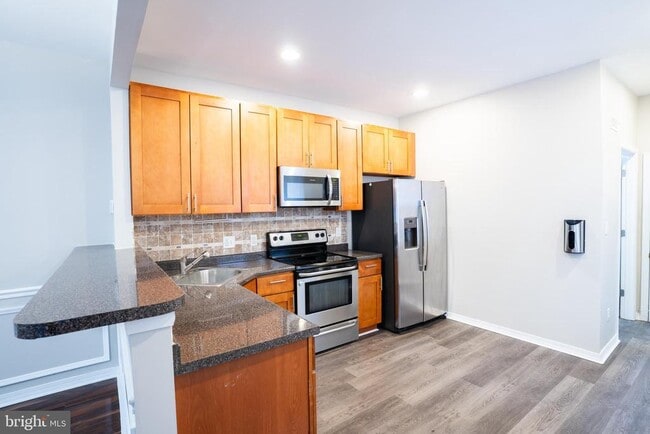 Photo - 1745 N 60th St