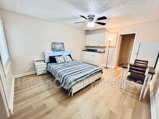 Photo - 206 9th Ave N Unit #9