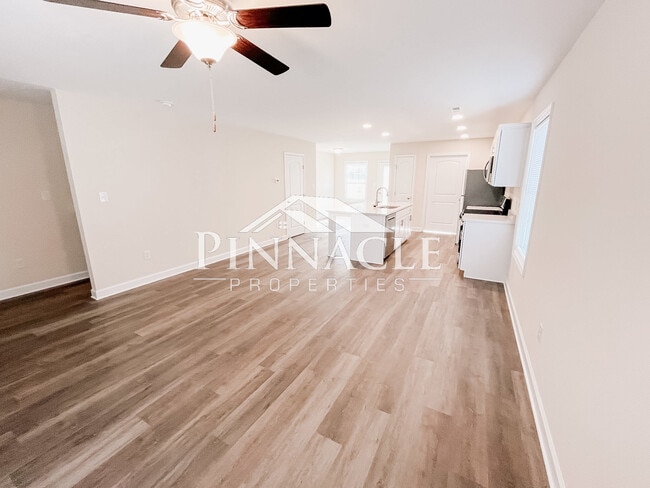 Photo - 209 Munford St