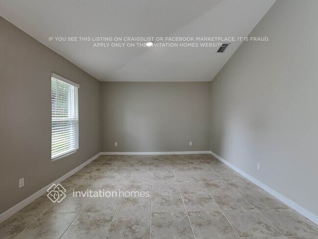 Photo - 306 Buzby St SE