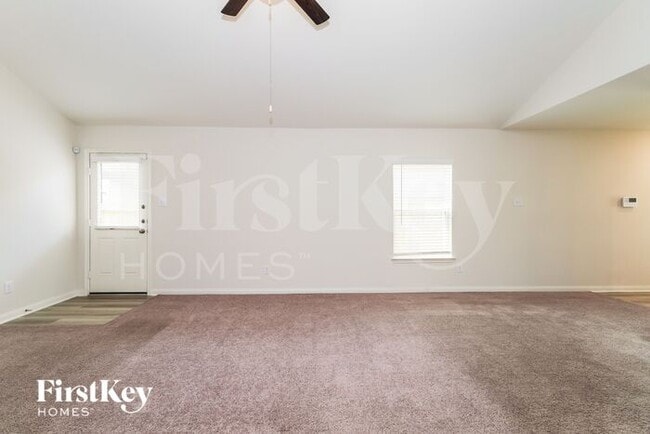 Photo - 22027 Ellison Dr